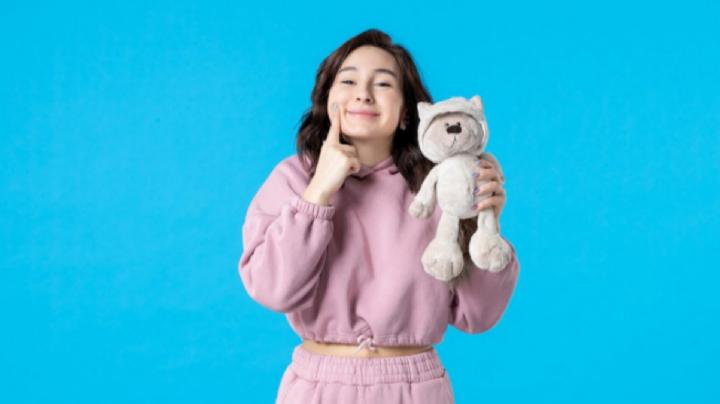 Japanese Hotel Offers Quirky Service for Doll Enthusiasts