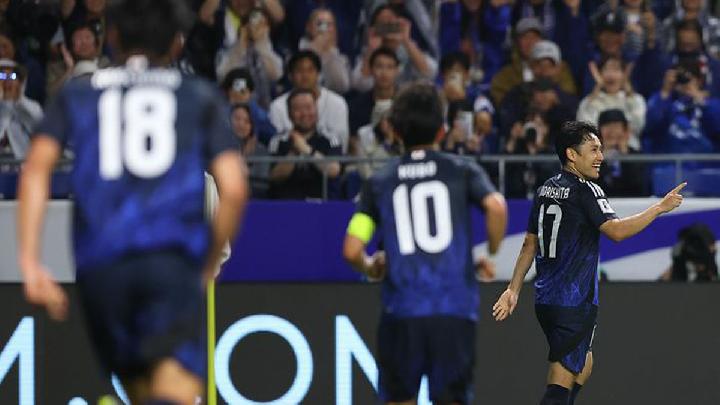 Pemain Jepang Ryya Morishita melakukan selebrasi usai mencetak gol ke gawang Indonesia dalam pertandingan Grup C Babak Ketiga Kualifikasi Piala Dunia 2026 di Stadoin Suita, 10 Juni 2025. Timnas Jepang berhasil menghajar Indonesia dengan skor telak 6-0. Foto : AFC