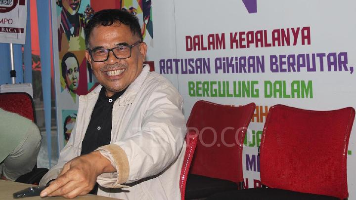 Sutradara Garin Nugroho  di kantor Tempo, Jakarta, 11 Juni 2025. Tempo/Gunawan Wicaksono