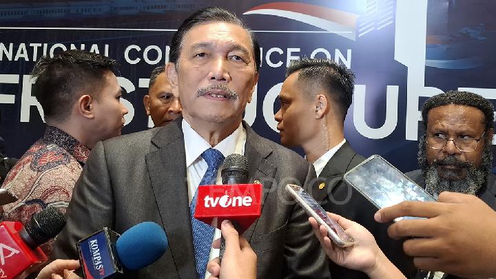Luhut Says Prabowo's Free Meal Program Helps Push Economic Growth to 8%