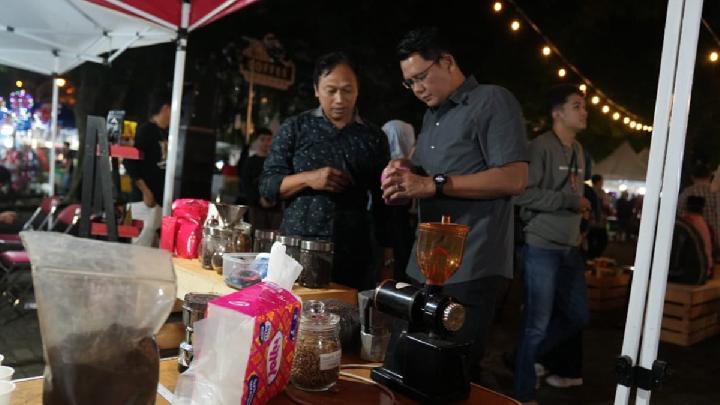 Yogyakarta's Merapi Coffee Festival Serves 5,000 Free Cups to Visitors