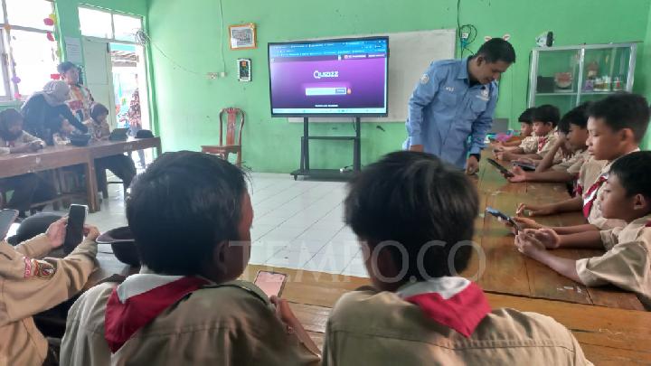 Smart TV Distribution in Indonesia Deemed Unsuitable; Here's the Education Ministry Explanation