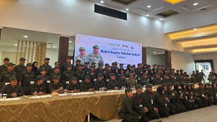 Pesan Mensos Gus Ipul kepada Kepala Sekolah Rakyat saat Retret