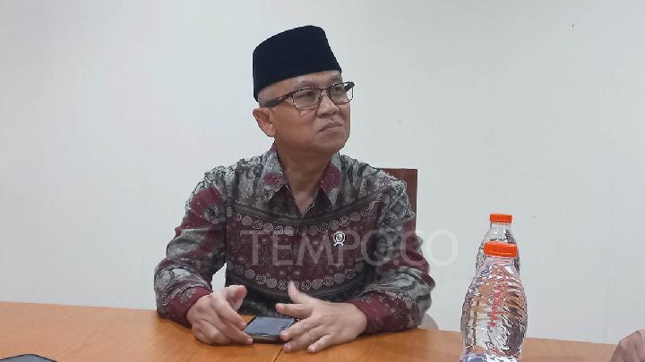 Wakil Menteri Bantah Pertemuan dengan Dedi Mulyadi Bahas Pendidikan di Barak Militer