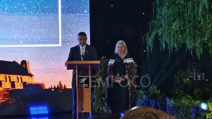 Duta Besar Selandia Baru untuk Indonesia, Phillip Taula dan Duta Besar Selandia Baru untuk ASEAN, Joanna Anderson, menghadiri perayaan Matariki untuk menandai Tahun Baru Maori di Ayana Midplaza, Jakarta, 17 Juni 2025. Tempo/Savero Aristia Wienanto