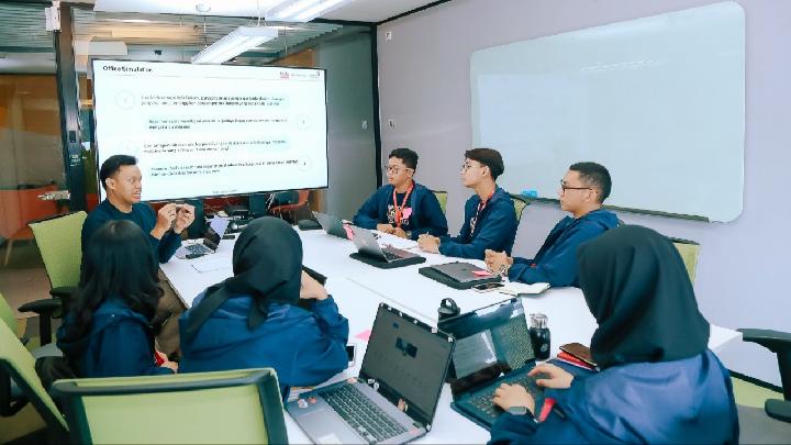 
Telkom membuka kembali Program Digistar Class Intern 2025 Batch 3 untuk Mahasiswa. Dok. Telkom