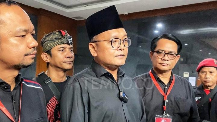 Hasto Dituntut 7 Tahun Penjara, PDIP Belum Akan Ganti Sekjen