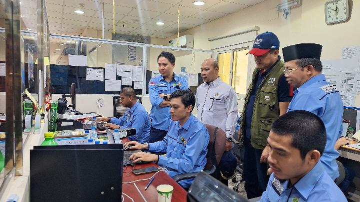 Deputi Warsito Pastikan Pemulangan dan Kesehatan Jemaah Terlayani Optimal