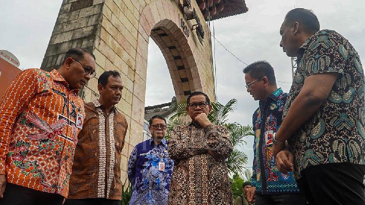 Jakarta Gives Away 3,400 Formula E Tickets to Students