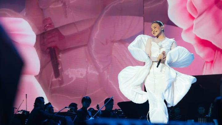 Usai Gelar Konser di Malaysia, Rossa Ceritakan Mimpinya yang Dimulai dari Ruang Tamu