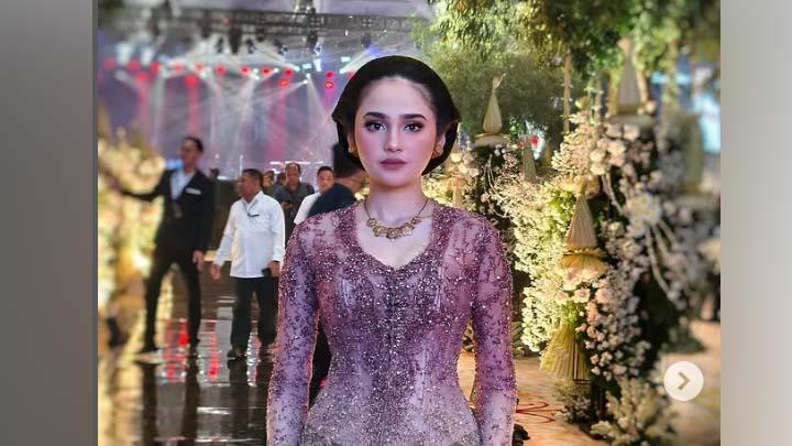 Adu Gaya Syifa Hadju dan Tissa Biani Berkebaya di Ngunduh Mantu Alyssa Daguise