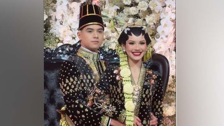 Tak Hanya Menawan, Ini Makna Paes yang Membingkai Wajah Alyssa Daguise