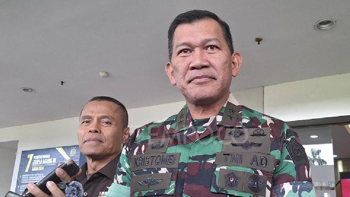 Kepala Pusat Penerangan TNI Kristomei Sianturi di kantor Kejaksaan Agung RI, 20 Juni 2025. Tempo/Hanin Marwah