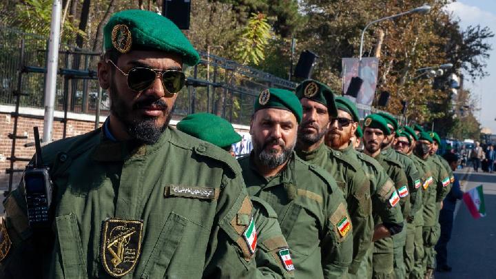 IRGC Warns Neighbors Against Aiding U.S. Attacks on Iran