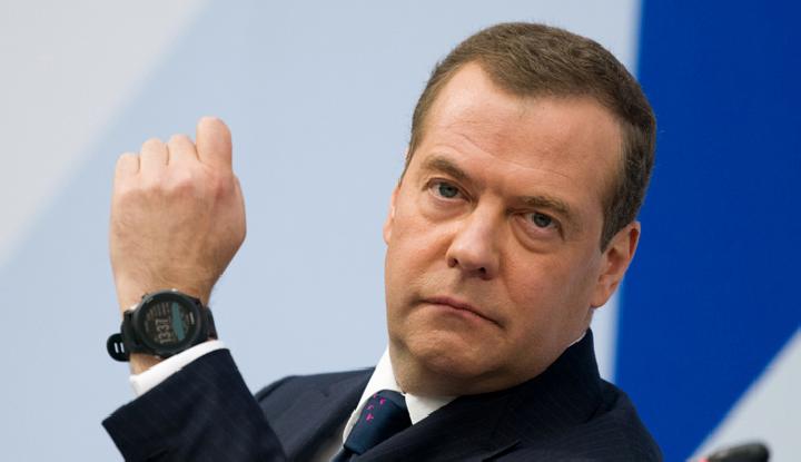 Nations Eyeing Nuclear Arms for Iran, Says Former Russian President