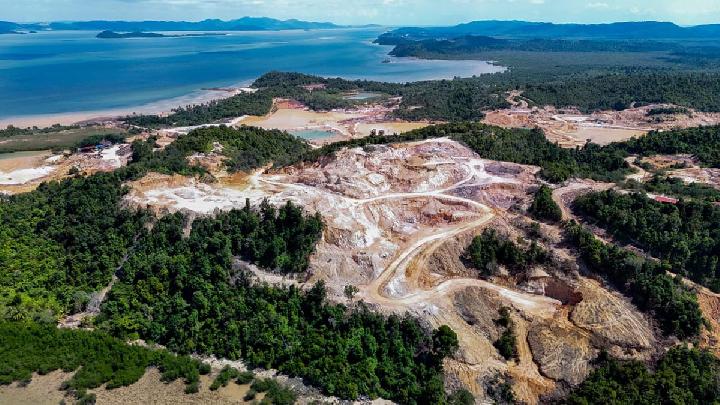 KKP Unveils Rampant Illegal Mining Activities on Riau's Small Islands