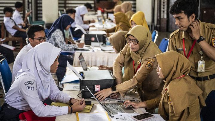 Disdik Jakarta Imbau Orang Tua Tak Pilih-pilih Sekolah saat Daftar SPMB Jalur Domisili
