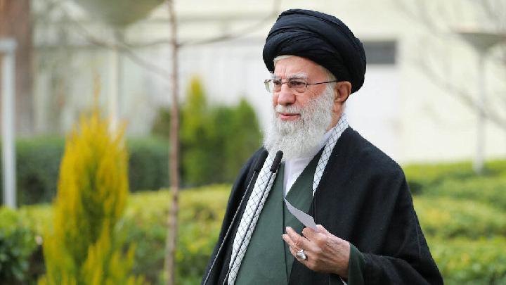 Ayatollah Ali Khamenei Makes First Public Appearance Since Iran-Israel War