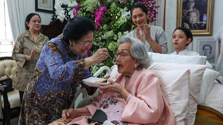 Meriyati Hoegeng, Wife of Indonesia's Legendary Police Chief, Dies at 100