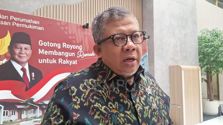 Wakil Menteri Perumahan dan Kawasan Permukiman Fahri Hamzah di Kantor Kementerian PKP, Jakarta, 25 Juni 2025. Tempo/Riri Rahayu