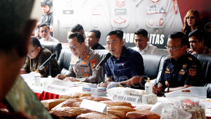 Polisi Bongkar Lab Ekstasi dan Happy Water di Cipinang