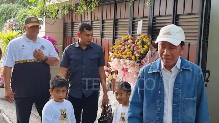 Jokowi Ajak Anak-Cucu Liburan di Tengah Pemulihan Sakitnya