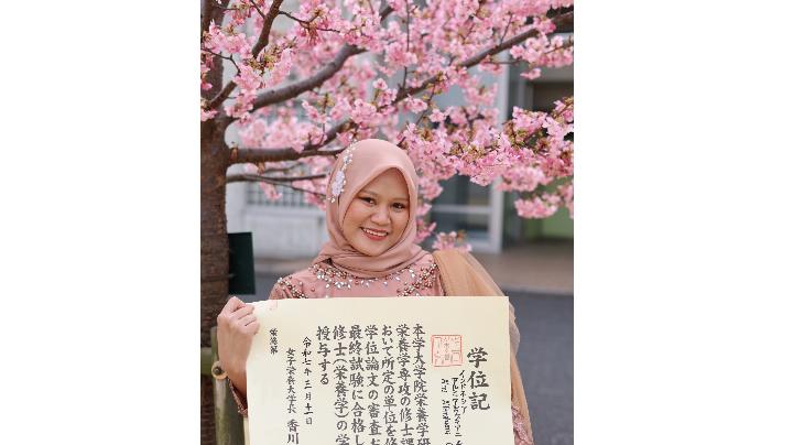 Peraih beasiswa Ajinomoto Almi Alfarghiani Casbana/Ajinomoto