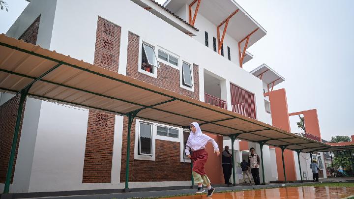 Calon murid di lokasi yang akan dijadikan Sekolah Rakyat di Sentra Handayani, Jakarta, 29 Juni 2025. Antara/Fauzan
