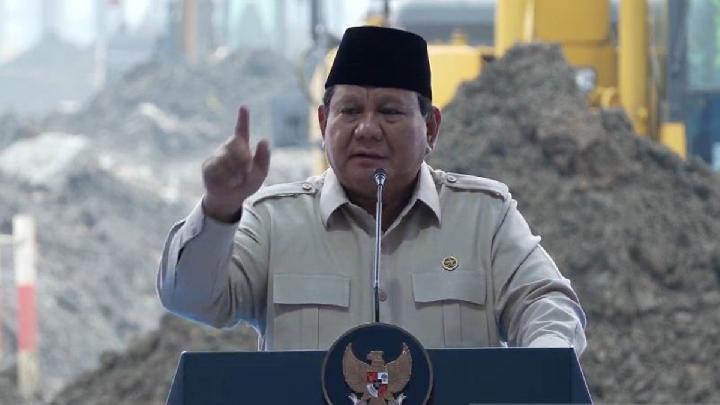 Prabowo Marks Wisma Danantara's Presence with Tumpeng Ceremony