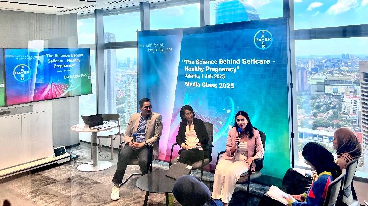 Diskusi bertajuk The Science Behind Selfcare-Health Pregnancy /Bayer