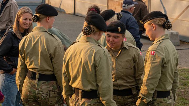 Imbas Invasi Rusia ke Ukraina, Perempuan Denmark Ikut Wajib Militer