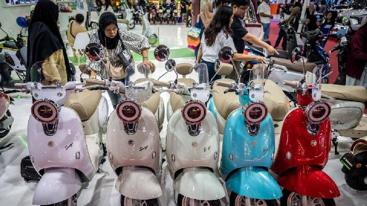 Subsidi Motor Listrik Diprediksi Berlaku pada Agustus 2025, Pakai Skema Baru