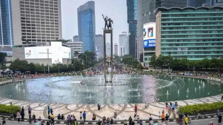 Indonesia Remains Open and Safe for International Tourists Despite Protests, Says Minister