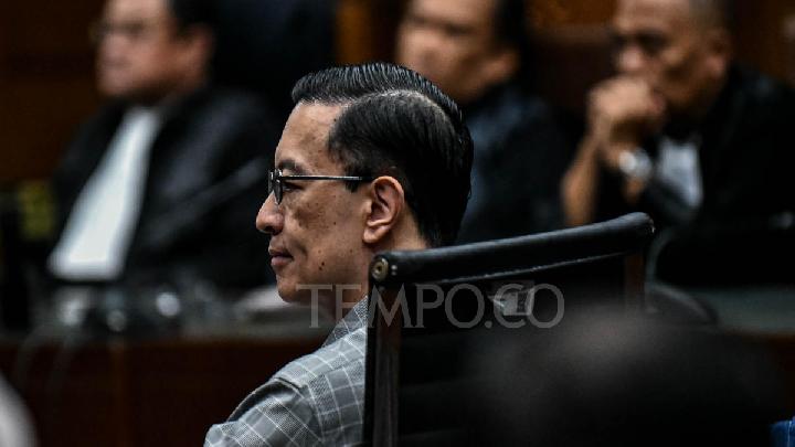 Terdakwa kasus dugaan korupsi impor gula Thomas Trikasih Lembong atau Tom Lembong mengikuti sidang tuntutan di Pengadilan Tipikor, Jakarta, 4 Juli 2025. Tempo/Tony Hartawan