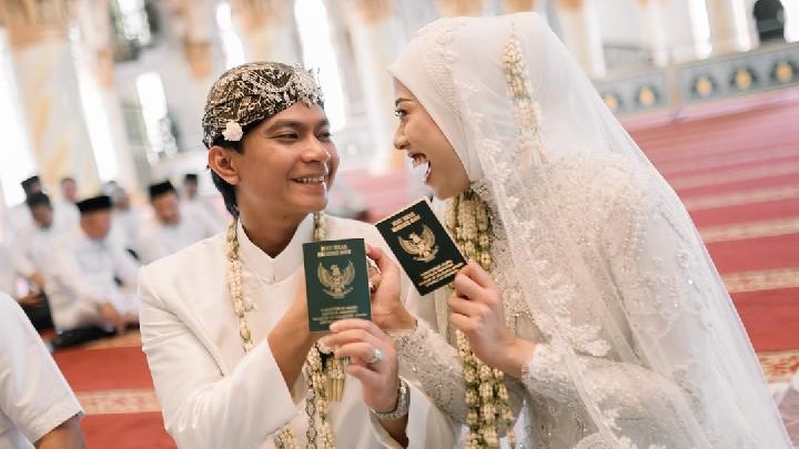 Potret Bahagianya Megawati Hangestri dan Dio Novandra Wibawa Resmi Jadi Suami-Istri
