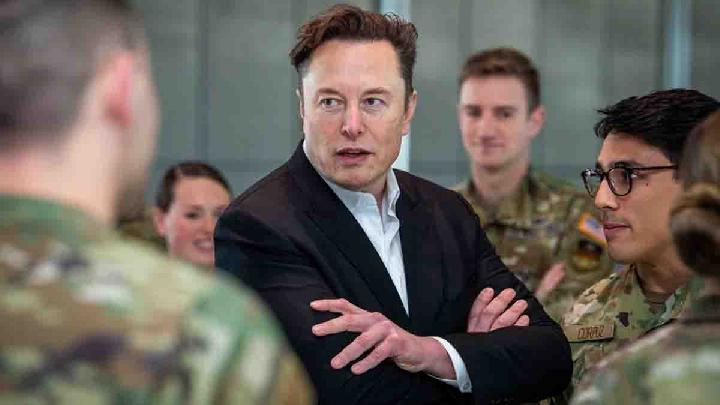 Elon Musk Accuses Sam Altman and Apple of AI Market Monopoly