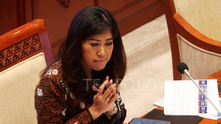 Menteri Komunikasi dan Digital (Menkomdigi), Meutya Hafid mengikuti rapat kerja dengan Komisi I DPR RI di Gedung DPR RI, Jakarta, 7 Juli 2025. Komdigi mengusulkan tambahan anggaran sebesar Rp 12,6 triliun untuk memenuhi kebutuhan tahun 2026, yang totalnya mencapai Rp 20,3 triliun. Anggaran ini akan digunakan untuk program prioritas seperti perawatan BTS, penguatan infrastruktur digital, dan program komunikasi publik. Tempo/Amston Probel