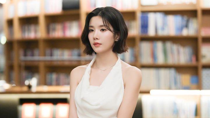 Dari Leader IZONE ke Waterbomb Goddess, Simak Transformasi Kwon Eun-bi yang Mencuri Perhatian!