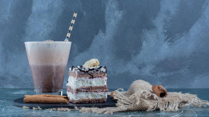  Minuman Manis vs Makanan Manis: Mana yang Lebih Berbahaya bagi Kesehatan?
