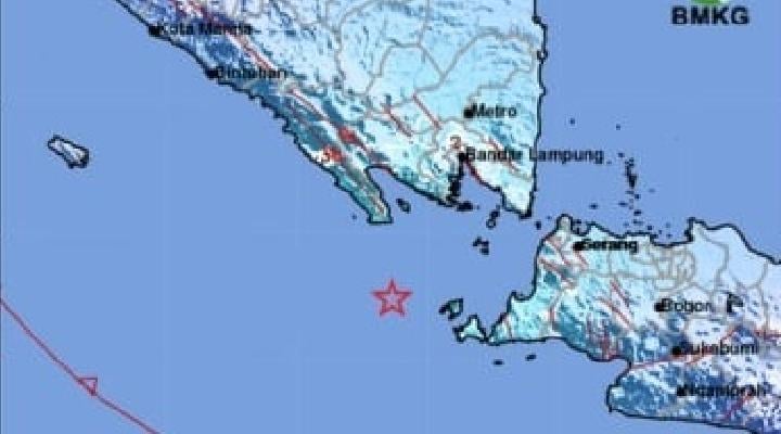 5.3M Earthquake Jolts Sunda Strait, BMKG Reports