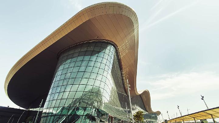 When Middle East Conflict Halts Global Airspace Activity