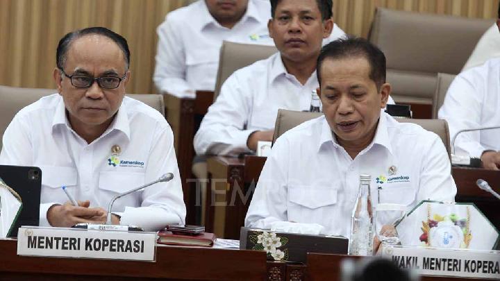 Jejak Karier Budi Arie, Menteri Koperasi yang Dicopot Prabowo