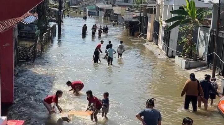 Warga Ciledug Pedurenang Desak Pemerintah Pusat Segera Normalisasi Kali Angke