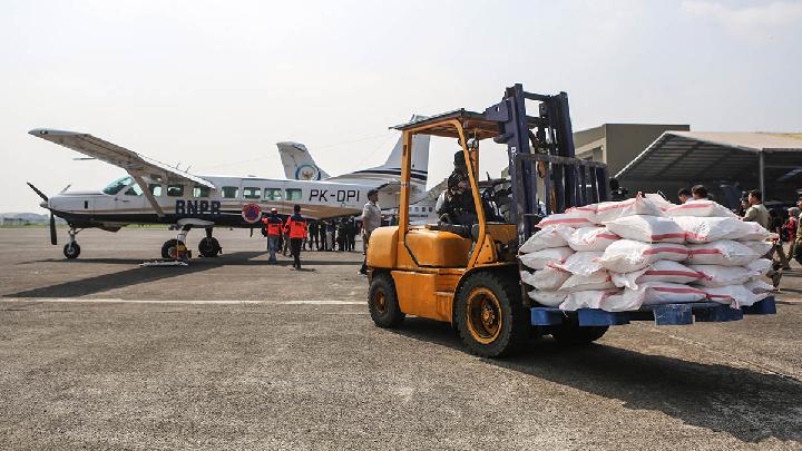 12 Tons of Salt and Calcium Oxide Used in Jakarta Weather Modification Flights