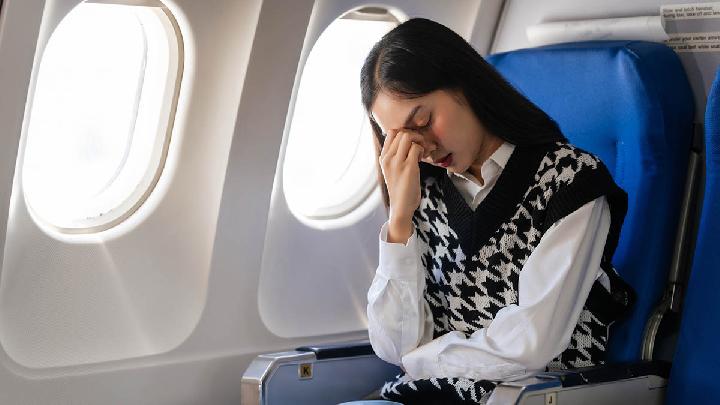 The Best and Worst Seats on an Airplane, According to Flight Attendants