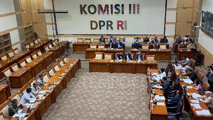 Civil Society Groups to Protest Against KUHAP Bill at Parliament Today