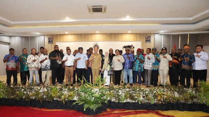 Tokoh Agama, Tokoh Adat Beri Dukungan Pj Gubernur Papua Agus Fatoni