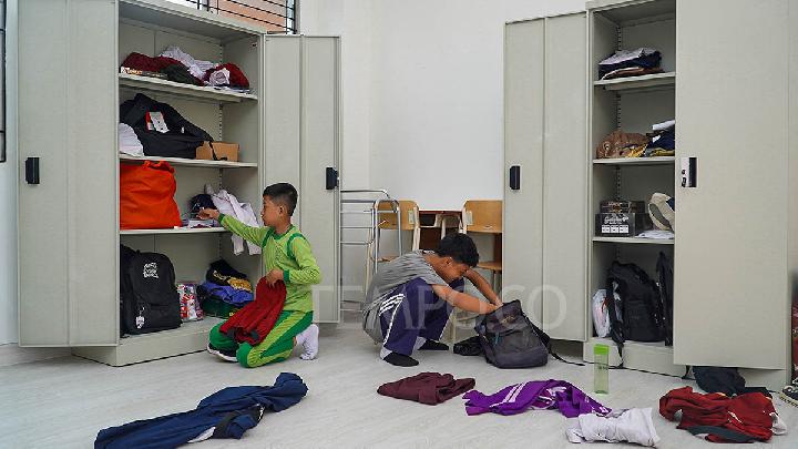 The State to Cover All Needs of People's School Students, Minister Says