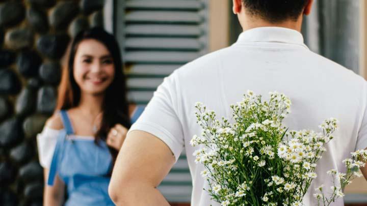 Cinta Mengalir Deras! Ini 5 Zodiak Paling Beruntung dalam Urusan Cinta hingga 10 Agustus 2025!