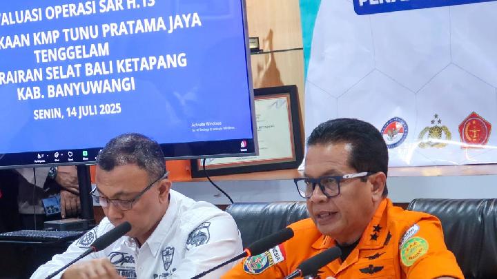Basarnas Pertimbangkan Perpanjang Masa Pencarian Korban KMP Tunu Pratama Jaya